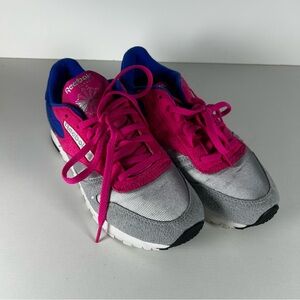 Reebok Women Classic Size 6.5  Leather Ripple Running Sneaker Gray/Pink BS5097